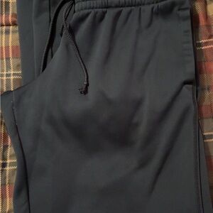 Black drawstring UA joggers